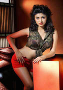 Oviya Helen